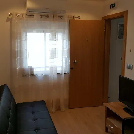 Cardoso Ii. A 5 Minuto A Pé Da Do Peneco Apartamento *